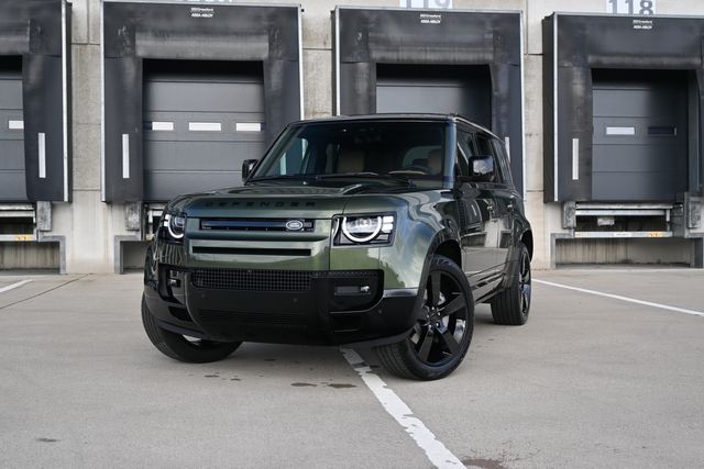 Land Rover Defender 110 2.0 P300e 110 X-Dynamic HSE