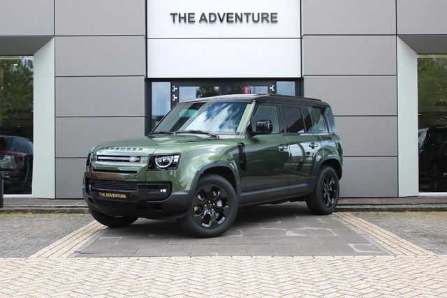 Land Rover Defender 110 P300e Forest Edition