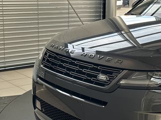 Land Rover Range Rover Evoque P270e Graphite Edition | NIEUW! Foto