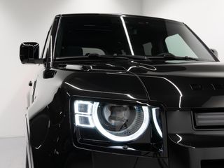 Land Rover Defender 110 2.0 P300e 110 X-Dynamic HSE Foto