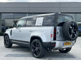 Land Rover Defender 3.0 D250 6-cil. AWD 110 HSE - Commercial Foto