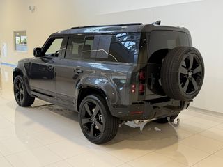 Land Rover Defender 110 2.0 P300e 110 X-Dynamic HSE Foto
