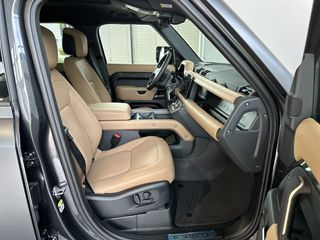 Land Rover Defender P300e 110 X-Dynamic HSE | NIEUW! Foto