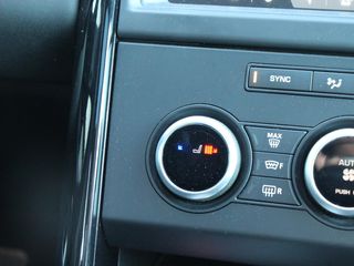 Land Rover Discovery Si4 SE 7persoons Foto