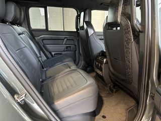 Land Rover Defender 4.4 P635 110 Octa Edition One Foto