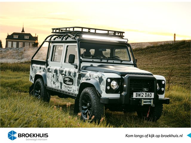 Land Rover Defender 110 Crew Cab TROPHY 2 Works V8